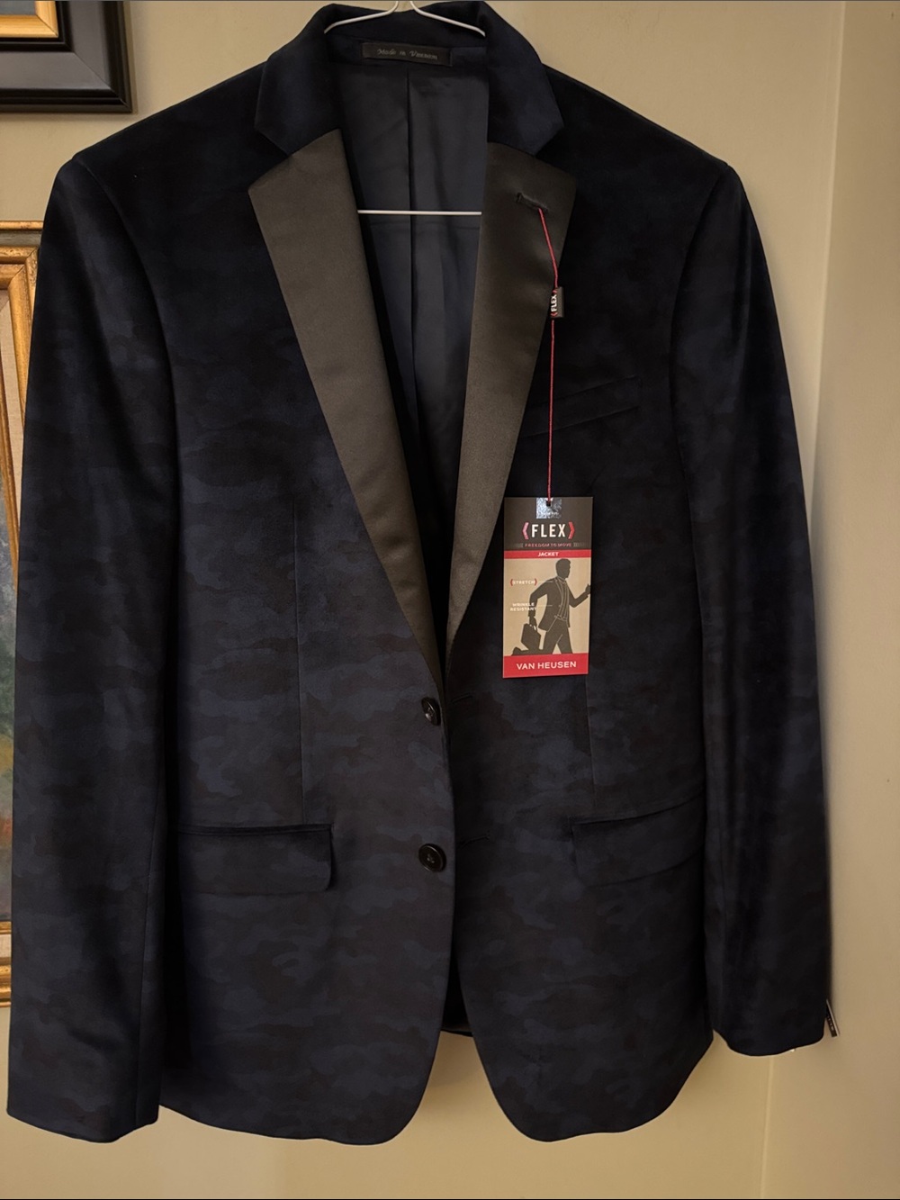 Van Heusen Men's Navy Camouflage Velvet Tuxedo Blazer 38R Blue Camo NEW Tux S M